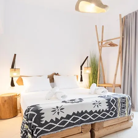 Acoya Residences Αλυκή