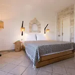 Acoya Residences Алики