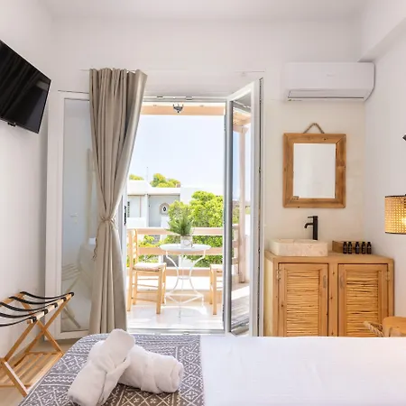 Acoya Residences Aparthotel Alikí